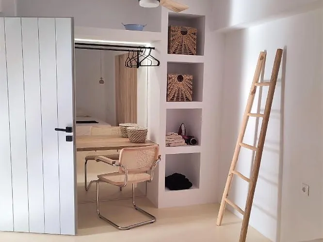 Διαμέρισμα Charming Cozy Naxos City