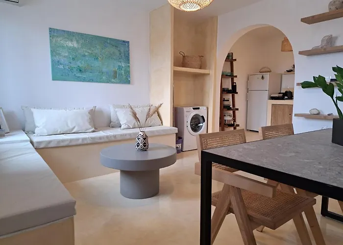 Charming Cozy * Naxos City